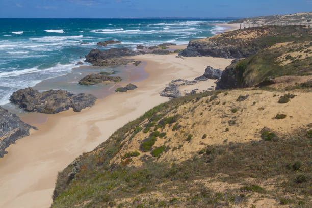 istock Viewpoint in Malhao beach,  Vila Nova de Milfontes 825288388