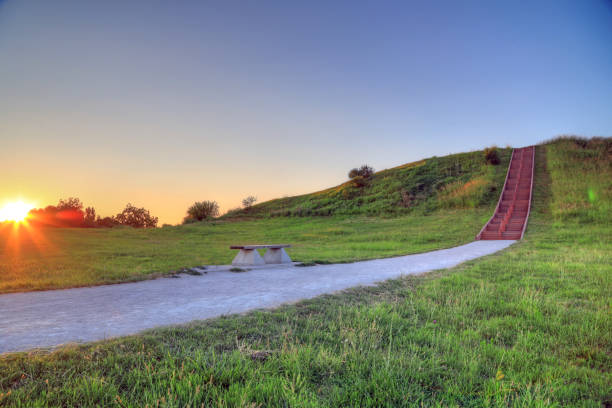istock Cahokia Mounds in Collinsville, Illinois 825341464