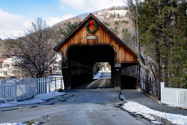 istock Woodstock Vermont 825360424