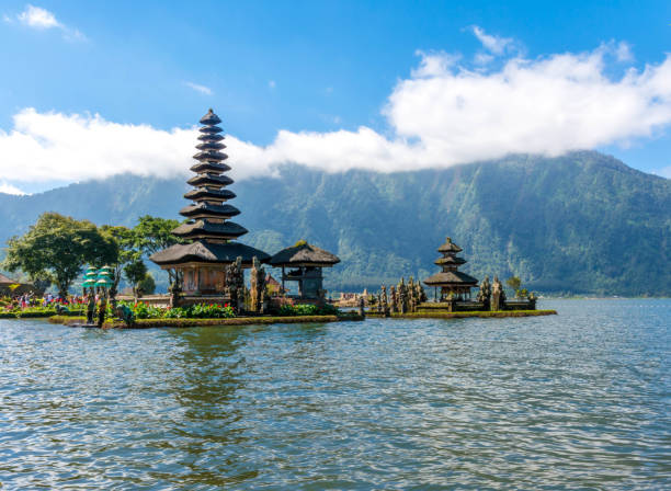 istock Asian temple Ulun-Lake in Bali 825405634