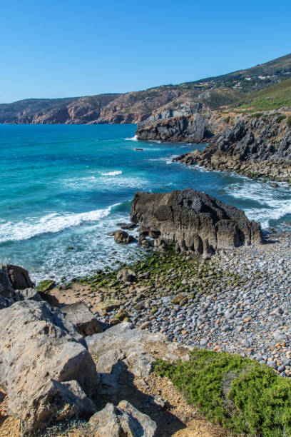 istock Abano beach in Cascais, Portugal. 825409044