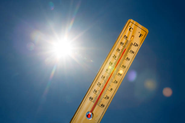 istock Mercury thermometer Summer heat Sun light 825472552