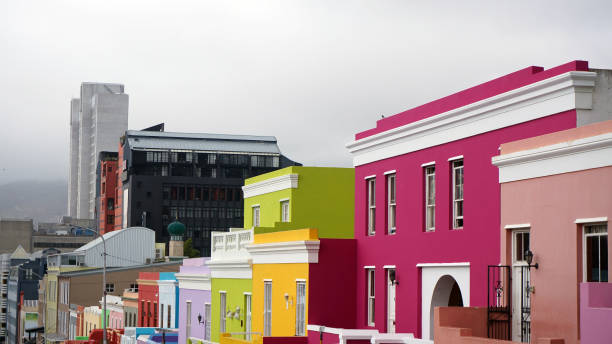Bo-Kaap is a Muslim region of Cape Town, with bright beautiful houses. Cape Town Bo-Kaap is a Muslim region of Cape Town, with bright beautiful houses. Cape Town, South Africa malay quarter photos stock pictures, royalty-free photos & images
