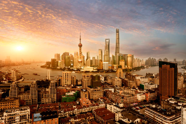 istock Shanghai Pudong Business Area 825515098