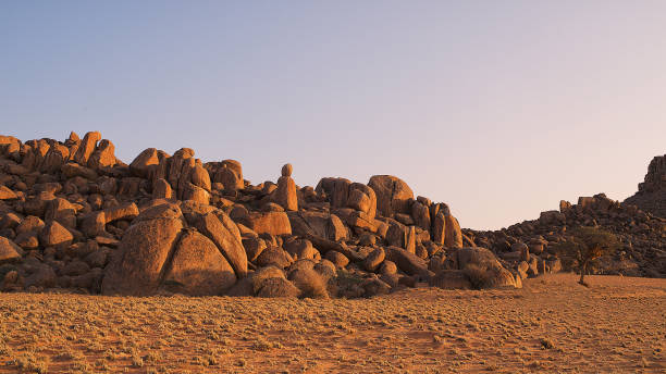 istock Boulders in the desert 825517174