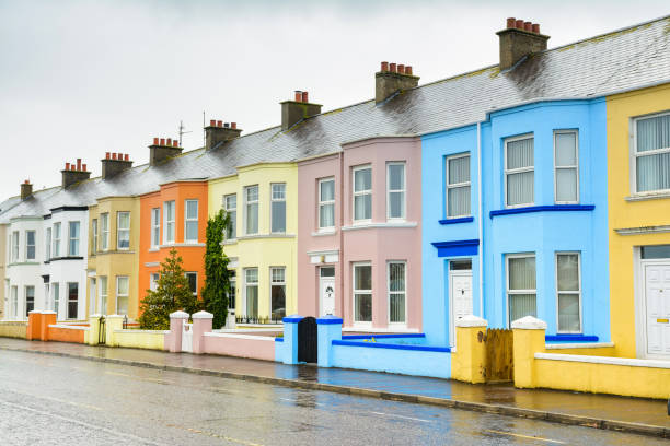 istock traditional english lined houses 825520386