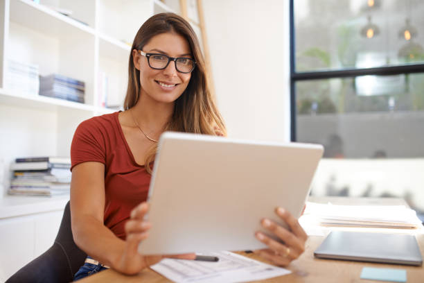 istock My digital assistant for home business 825523028