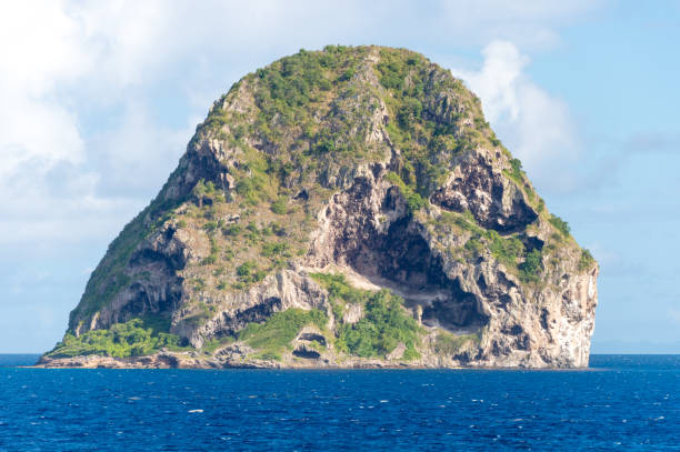 istock Diamond rock in Martinique (July 2017) 825545778