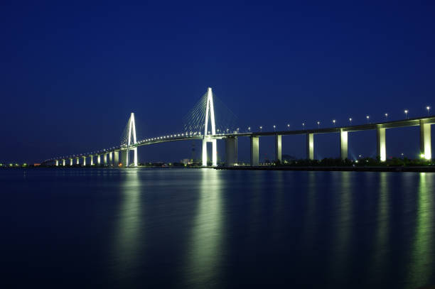 istock Night view of Shinminato Ohashi(Toyama Prefecture) 825573938