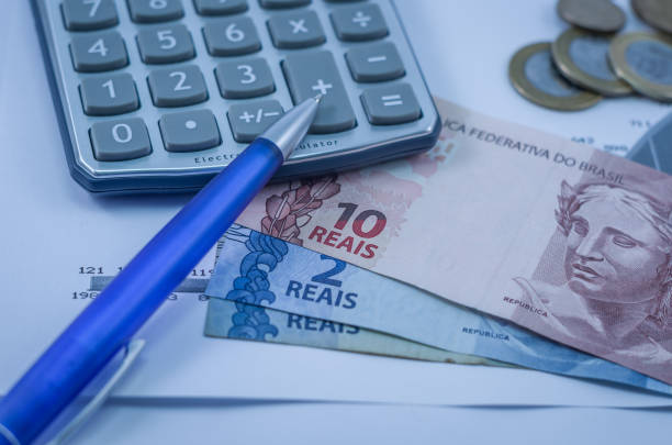 istock Finance and Brazilian Cash 825587138