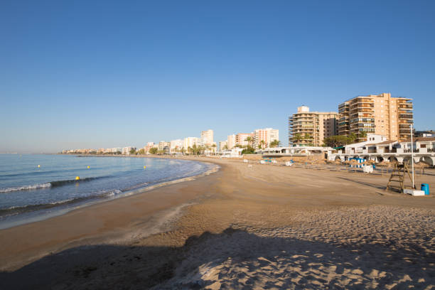 istock Heliopolis Beach in Benicassim 825651232