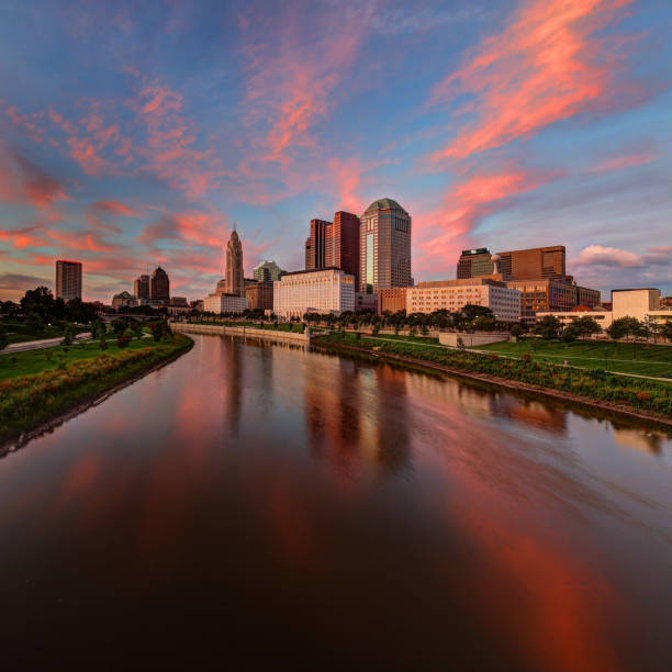 istock Columbus, Ohio cityscape 825663856