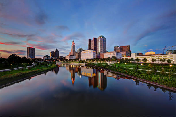 istock Columbus, Ohio cityscape 825663898