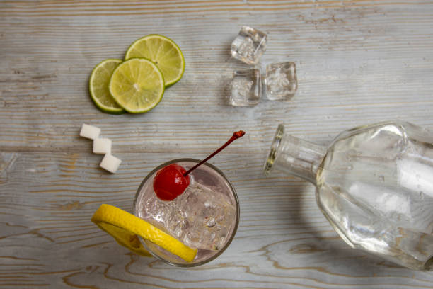 istock Classic Singapore Sling cocktail decomposed 825723006