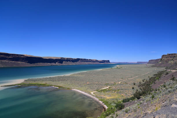 istock Banks Lake Vista 825745778