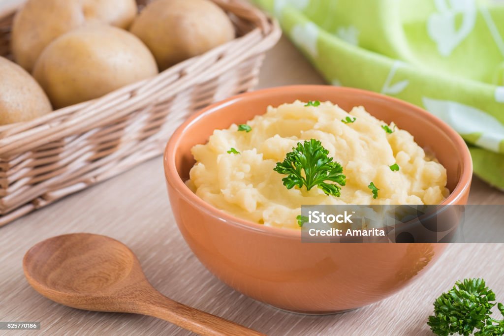 Mashed potato in bowl Basket Stock Photo