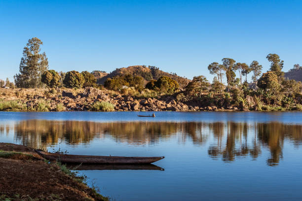 lake itasy - ampefy imagens e fotografias de stock