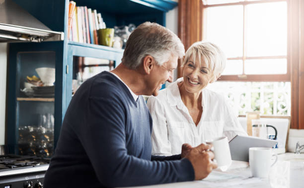 istock We read for pleasure and do so online 825930944