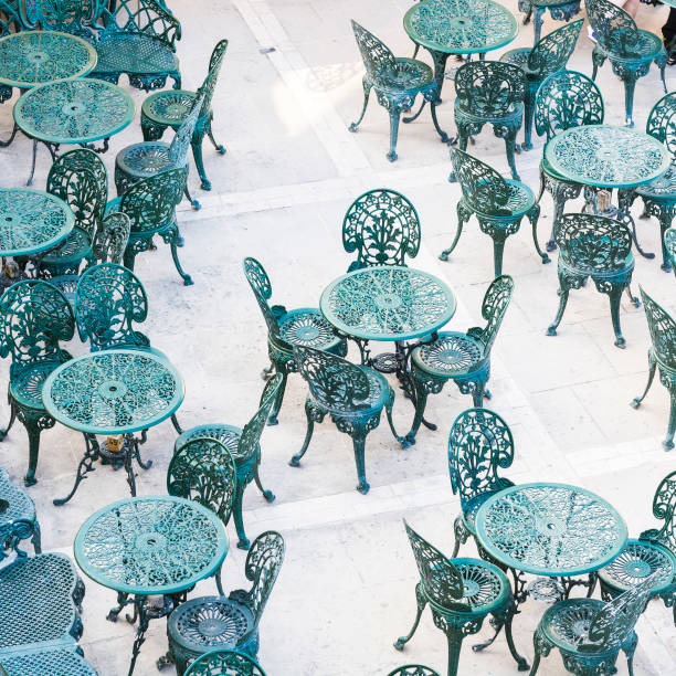 istock Street cafe on Malta 825974540
