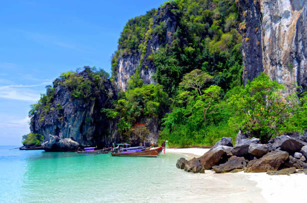 istock Secluded beach on Hong island 825993946