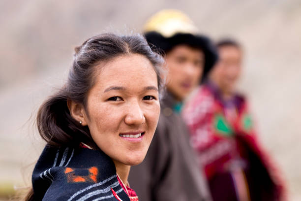 istock Beautiful Himalaya Woman 825994562