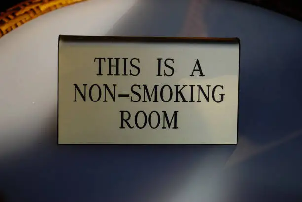 No smoking in room sign