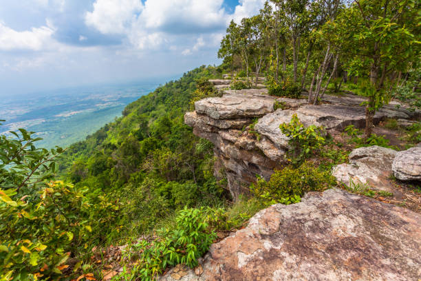 istock Mor Hin Khao national park 826127720