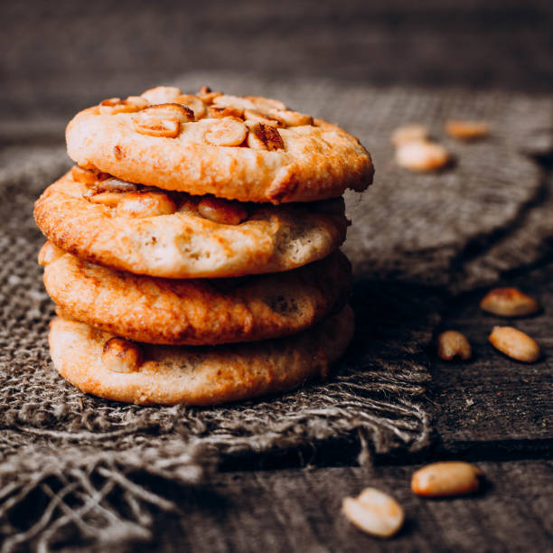 istock Oatmeal Peanut Cookies 826155852