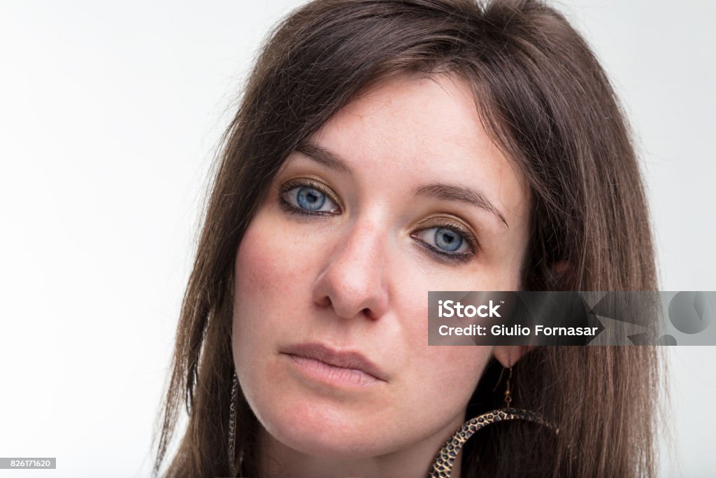 ernsten blauen Augen Frau Closeup portrait - Lizenzfrei Haut Stock-Foto