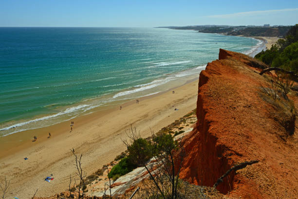 istock Cliff beach in Albufeira, Algarve 826213148