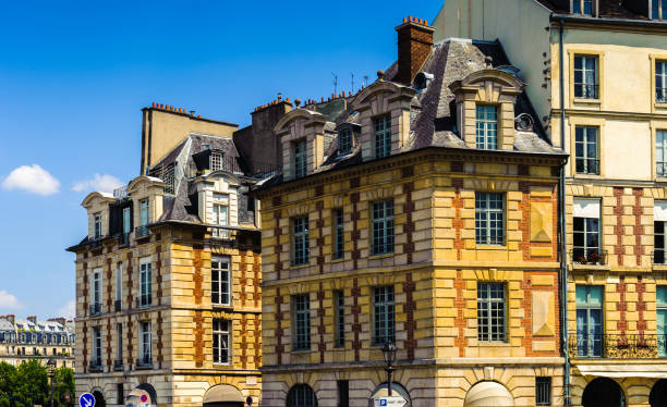 istock Architecture of Paris, France 826217450