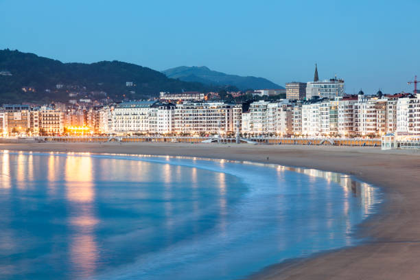 istock San Sebastian at night, Spain 826231970