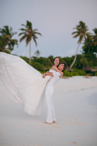 istock Wedding couple on the beach on the island 826289036