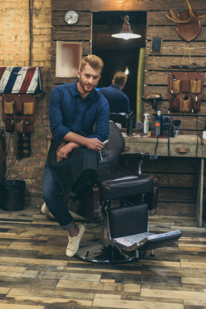 istock Barber at barber shop 826309046