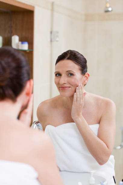 istock Lovely woman making up 826519968
