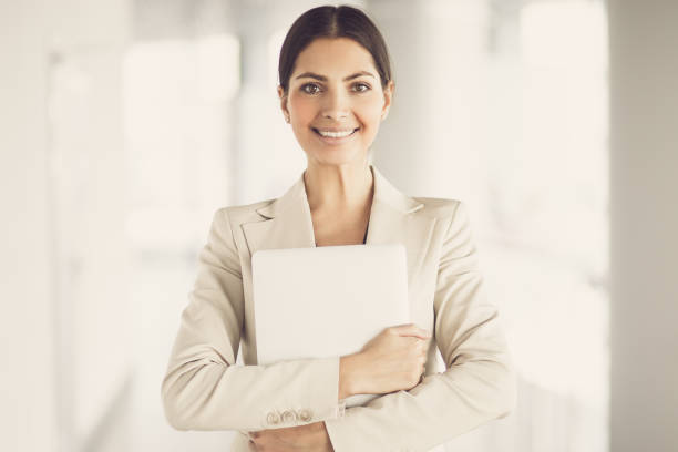 istock Enthusiastic female intern ready to start working_tone 826599598