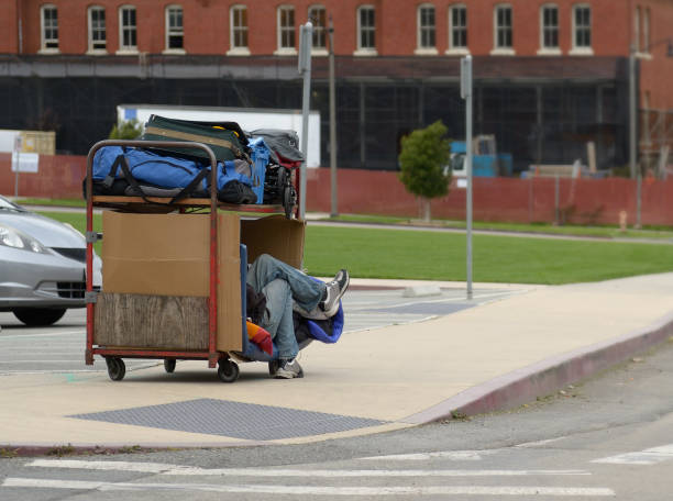 istock Man living in the trolley 826685282