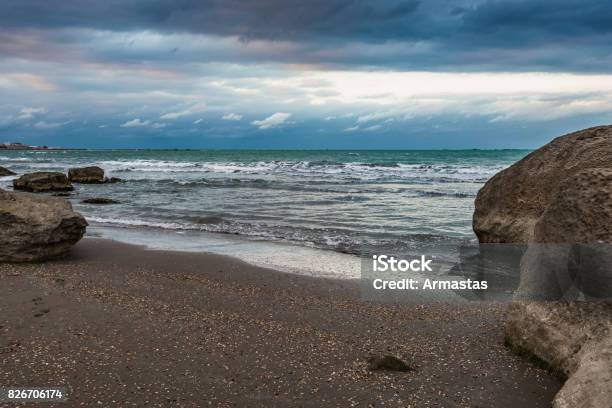 Dramatic Beautiful Seascape Stock Photo - Download Image Now - Animals In The Wild, Beach, Boulder Beach - Western Cape Province