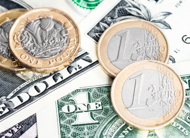 usd против gbp против евро - currency exchange currency european union currency dollar стоковые фото и изображения