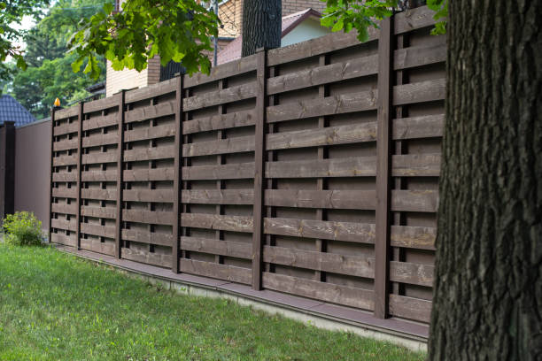 istock Wooden fence 826821076