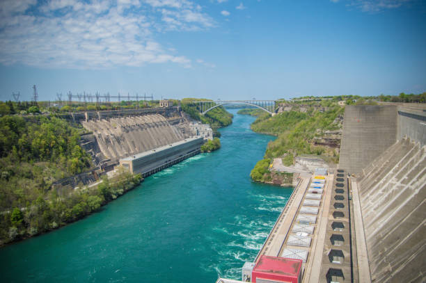 ナイアガラの滝から発電 - hydroelectric power station 写真 ストックフォトと画像