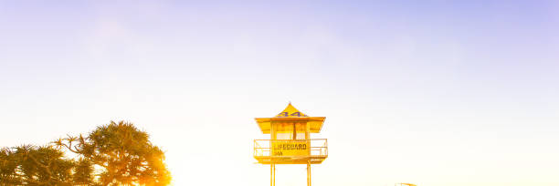 istock Surfers Paradise lifeguard tower at sunrise 826906948