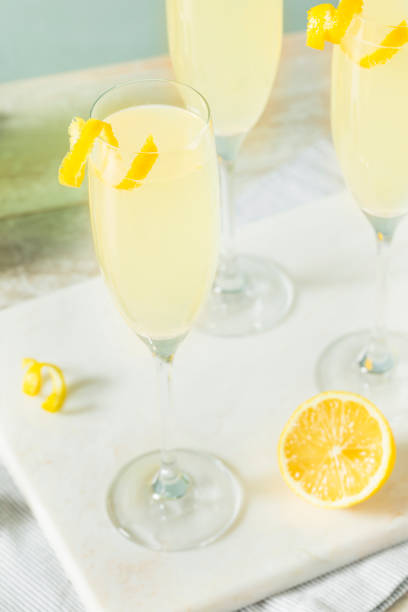 istock Boozy Bubbly Lemon French 75 Cocktail 826907148