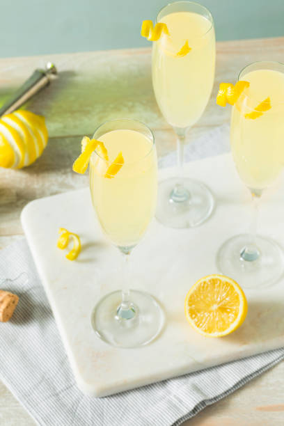 istock Boozy Bubbly Lemon French 75 Cocktail 826909930
