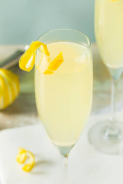 istock Boozy Bubbly Lemon French 75 Cocktail 826910210