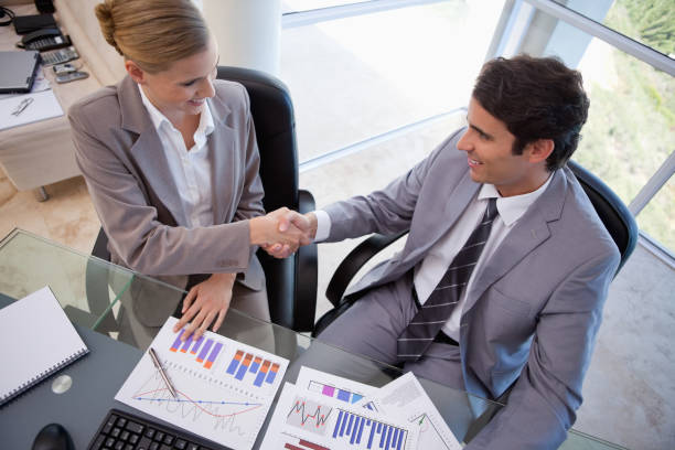 istock Business people agreeing on a deal 826989190