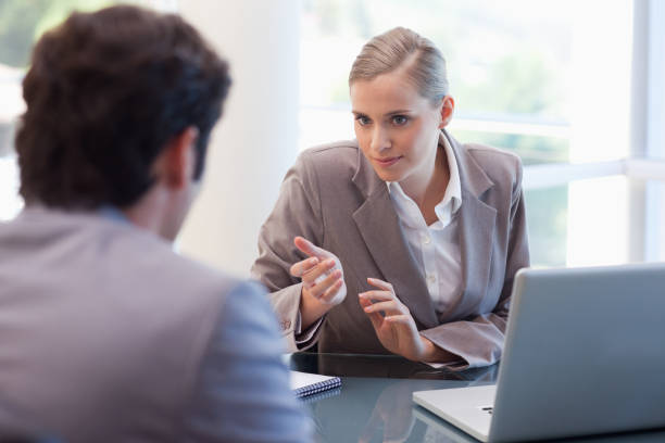 istock Professional businesswoman receiving a customer 826989372