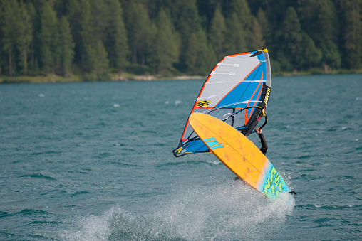 Windsurfing in Silvaplana is unique in Switzerland. The mountains, the clear air and the excellent conditions with the Maloja wind make this region very special.
