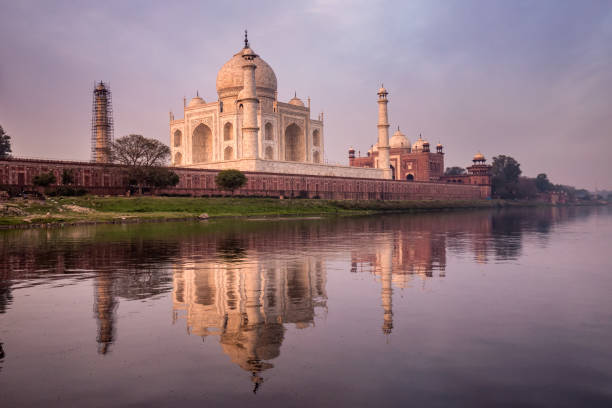 istock Taj Mahal sunrise 827037060