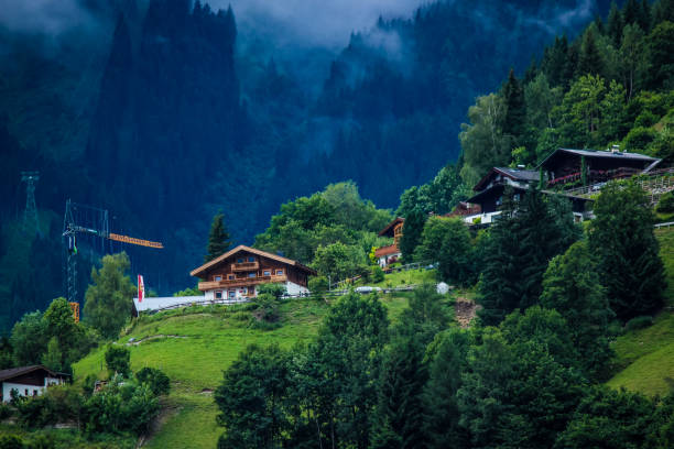 istock Zell am See Mountainside Homes 827061986
